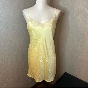 GAP 90’s chemise silk M medium great condition